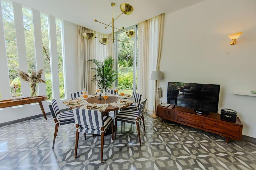 Presidential Luxury Villa Anjuna With Pvt Pool & Bathtub, Most Prime Location Exterior foto